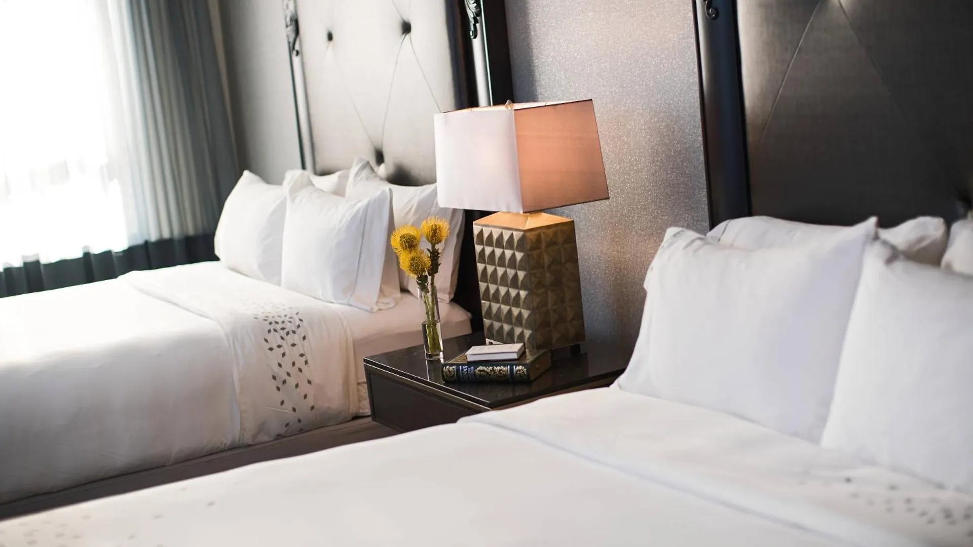 Renaissance Pittsburgh Hotel