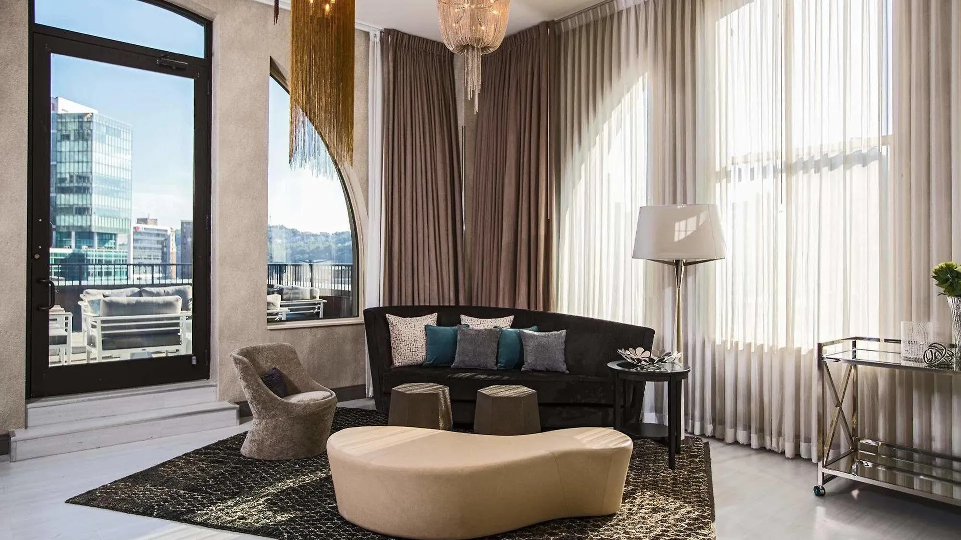 Renaissance Pittsburgh Hotel
