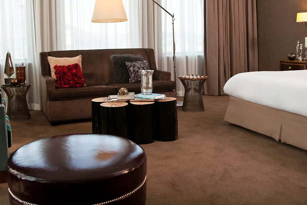 Renaissance Pittsburgh Hotel