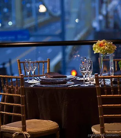 Renaissance Pittsburgh Hotel 4*,